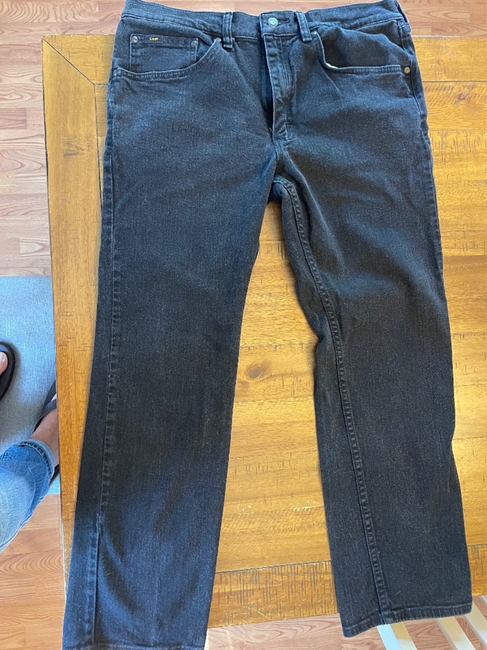 Lee Classic Fit ‘straight leg’